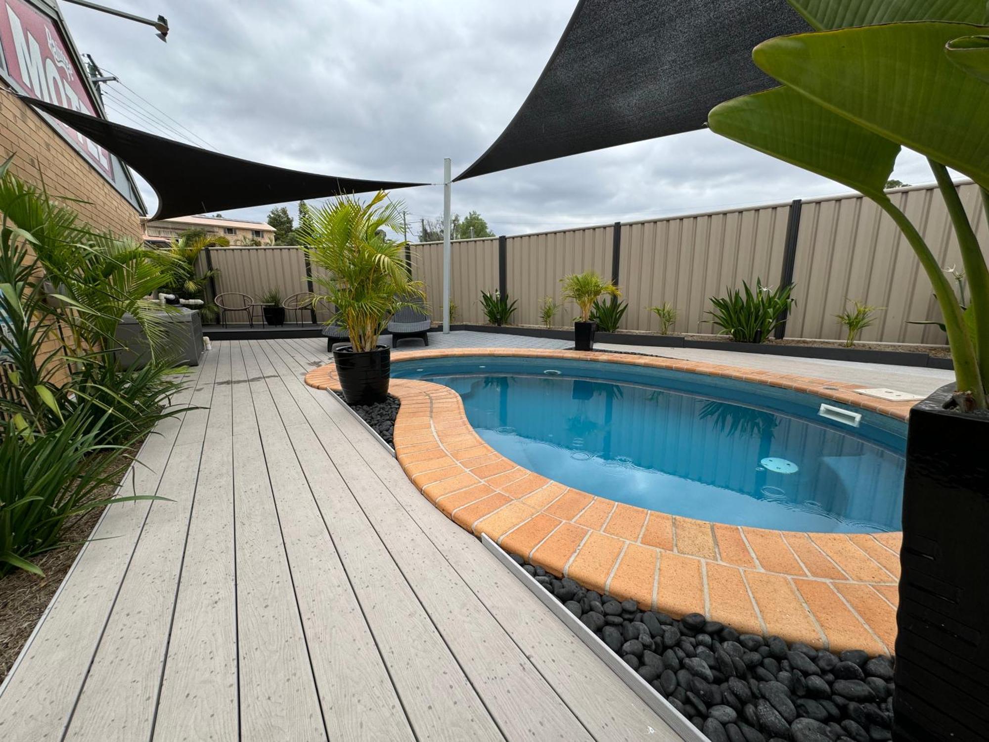 Raintree Motel Biloela Екстер'єр фото