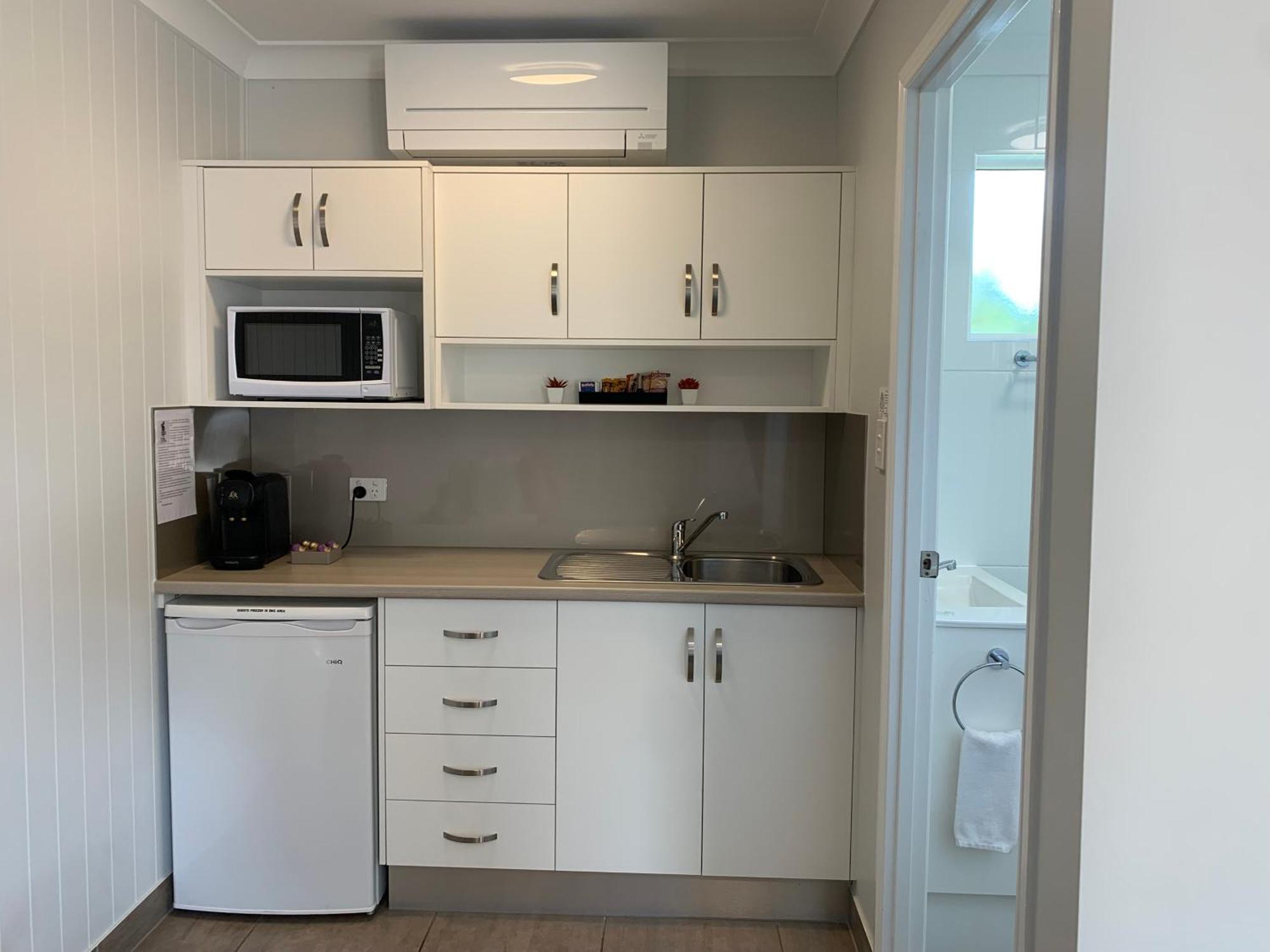Raintree Motel Biloela Екстер'єр фото