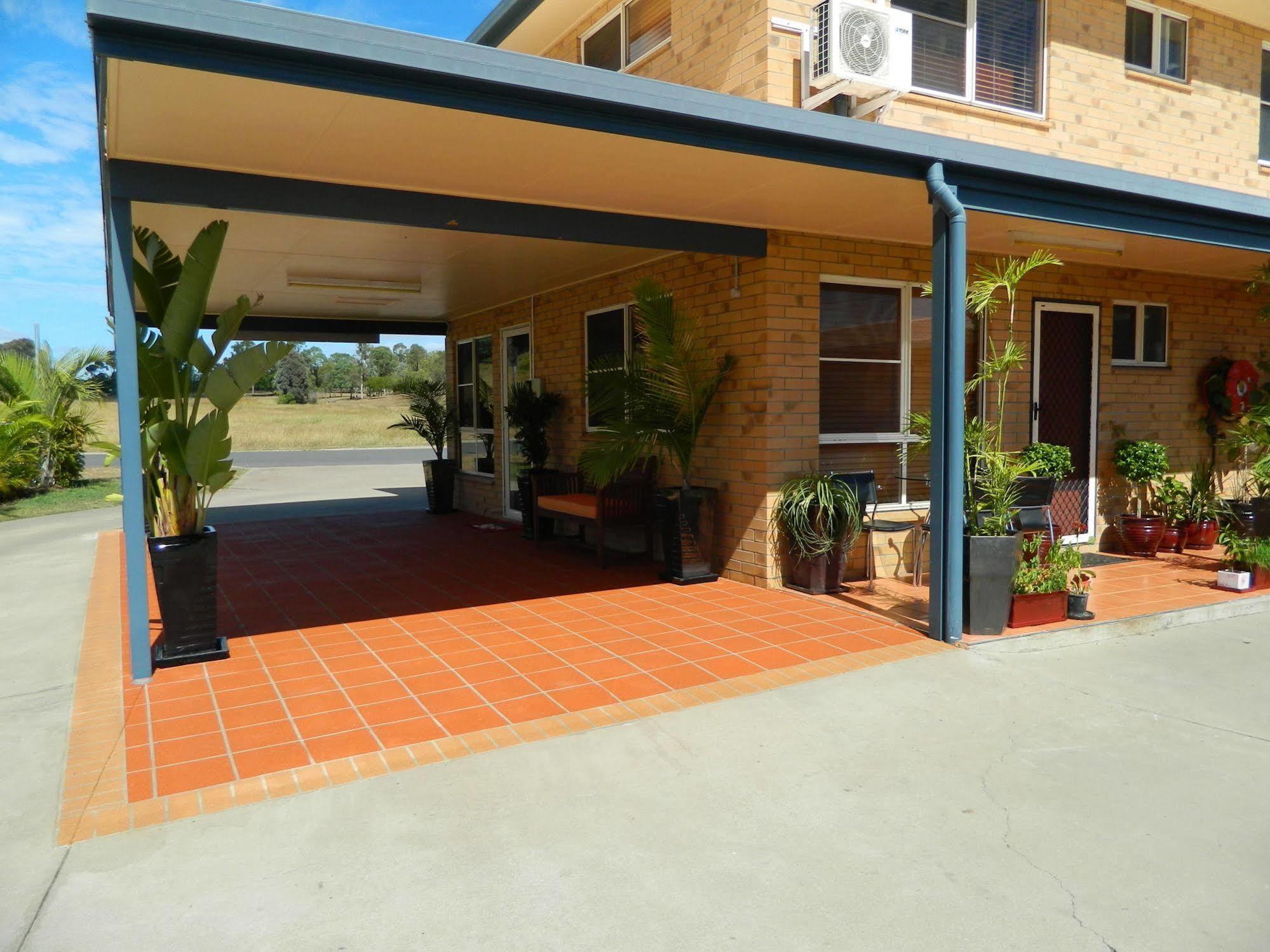 Raintree Motel Biloela Екстер'єр фото