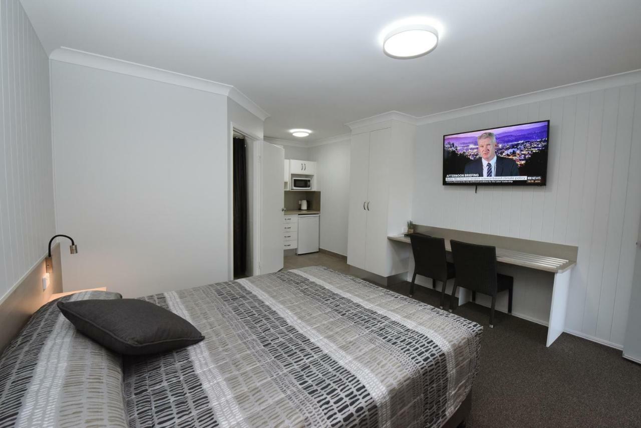 Raintree Motel Biloela Екстер'єр фото
