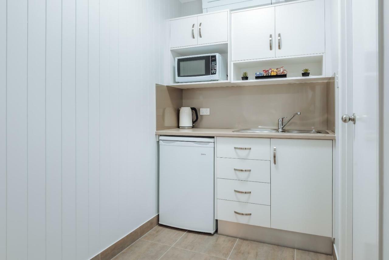 Raintree Motel Biloela Екстер'єр фото