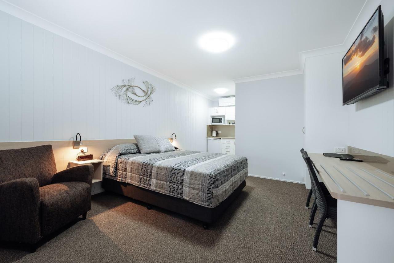 Raintree Motel Biloela Екстер'єр фото