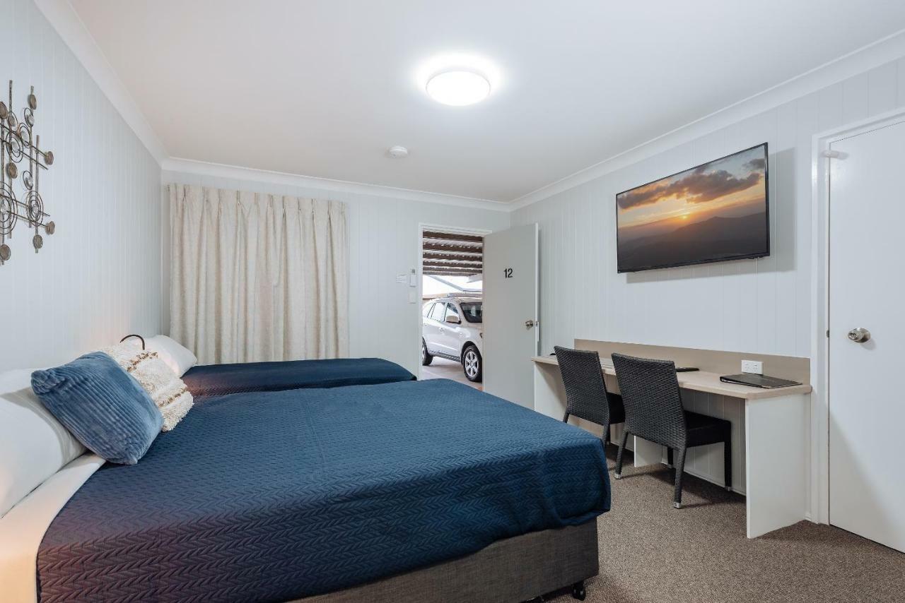 Raintree Motel Biloela Екстер'єр фото